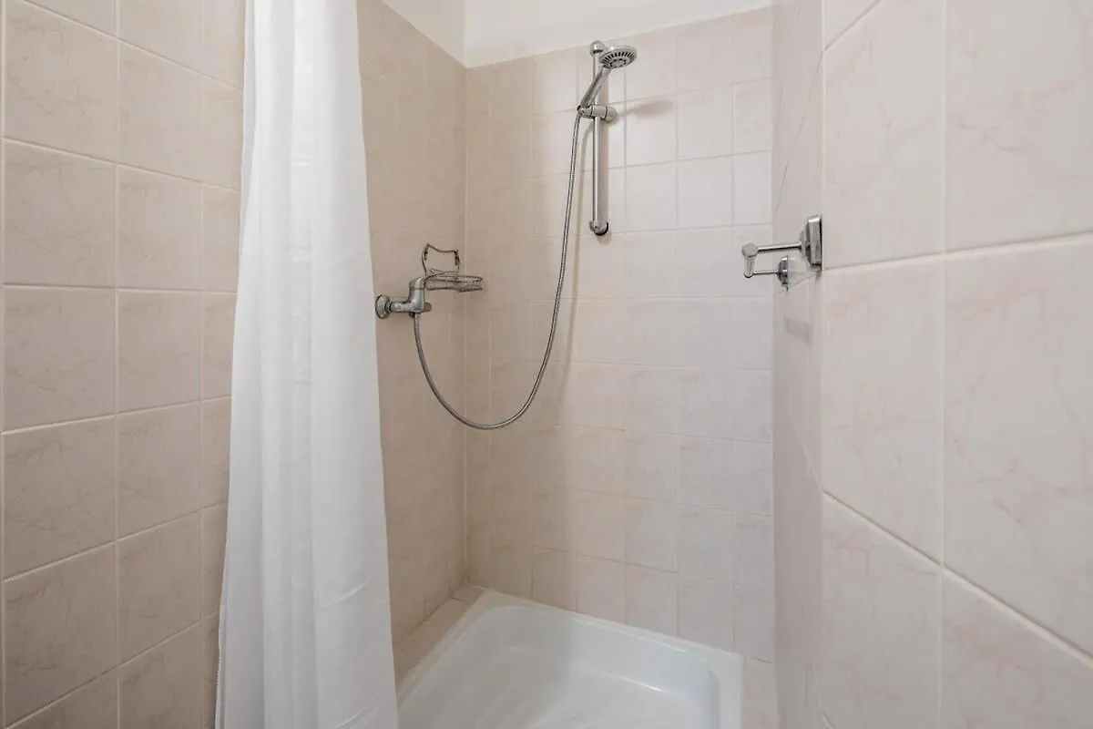 Lovely Home In The Heart Of The City Budapest